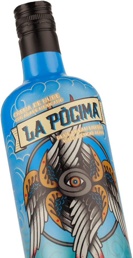botella de crema de nube con tequila
